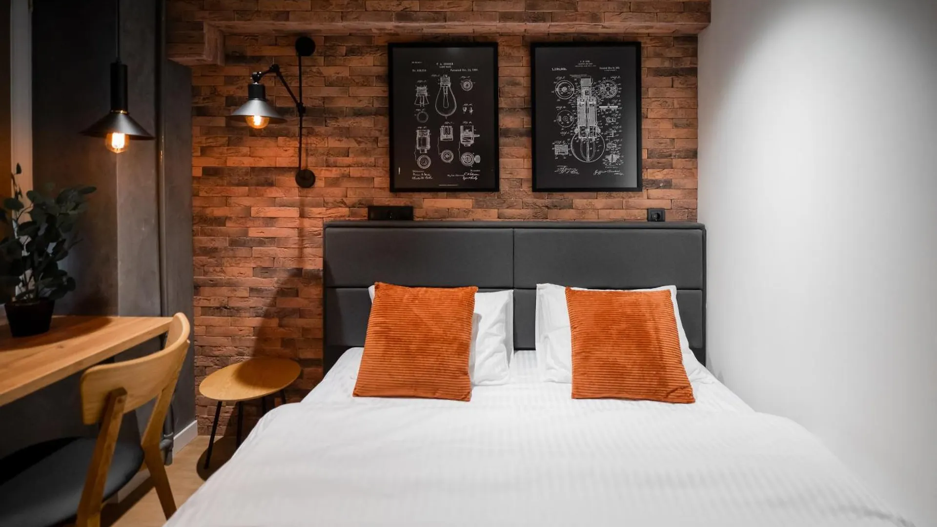 Myfreedom Апартаменти Братиславська 4 Kyiv Apartment
